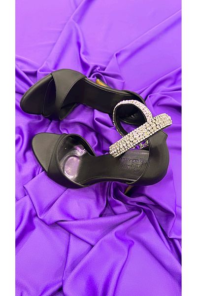 Pine Cone Ankle Stoned Heeled Shoes