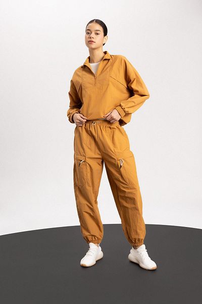 DeFacto DeFactoFit Jogginghose mit lockerer Passform und zwei Taschen, Jogger-Bein, Standardgröße, B4214AX24SP