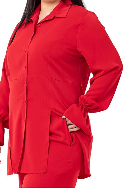 DISENTIS MODEST Set dublu roșu cu pantaloni de cămașă relaxed fit mărime mare