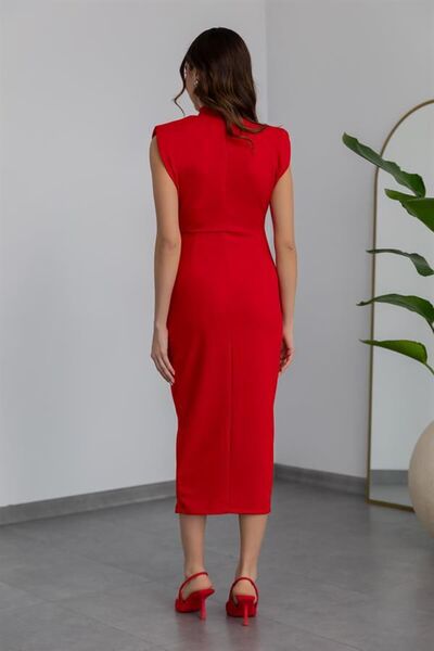 Esinty Trend Esinty Women's Stone Detailed Brooched Sleeveless Evening Dress (Coloured)