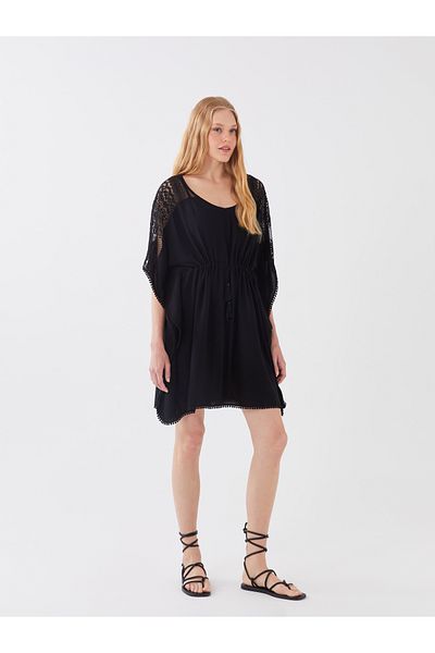 LC Waikiki Besticktes Strandkleid mit V-Ausschnitt und kurzen Ärmeln für Damen