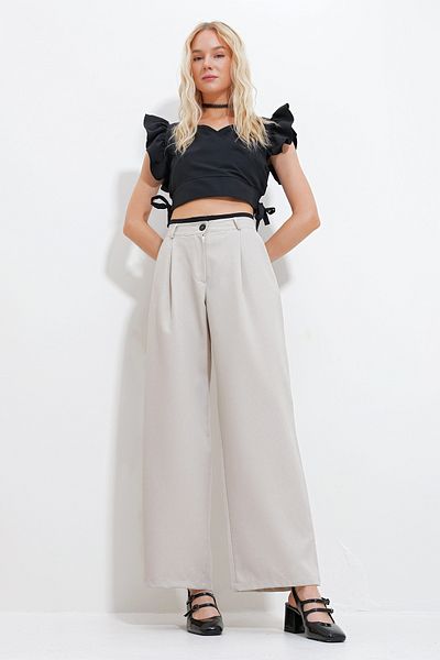 Trend Alaçatı Stili Women's Beige Double Pocket Zippered Color Garnished Woven Palazzo Trousers ALC-X11902