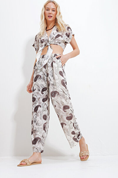 Trend Alaçatı Stili Női kávémintás felkötős blúz és zsebnadrág alsó felső szövött szett Alc-X11745