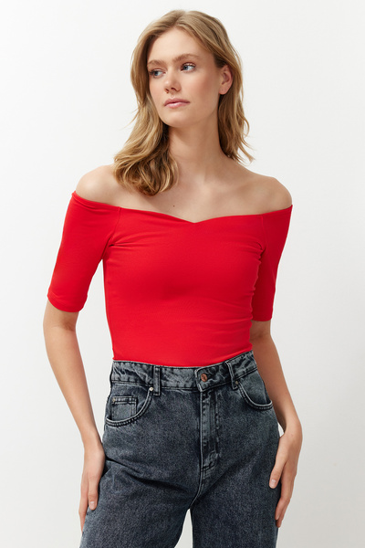 Trendyol Collection Bluză cu mânecă scurtă, cu decolteu în formă de inimă, cu...