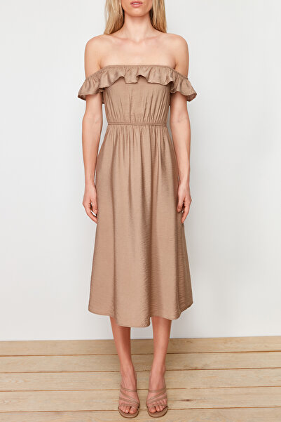 Trendyol Collection Norek Carmen límec Linen Look Maxi tkané šaty TWOSS24EL00691