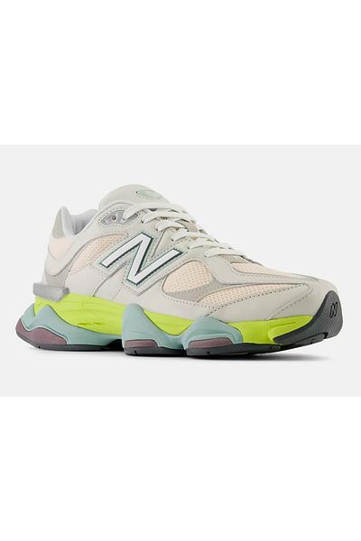 New Balance 9060 Moonbeam Vintage Sneaker Colorful Casual Sneakers