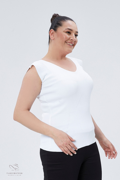 tarzımsüper Αμάνικη πλεκτή μπλούζα New Season με ελαστικό και ανάγλυφο στους ώμους - Plus Size