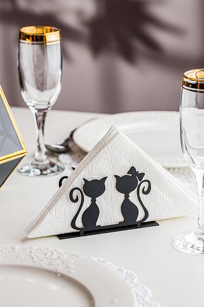 Doreline Kittens Motif Desktop Decorative Napkin Holder Towel Holder Black (dimension: 12 X 8)