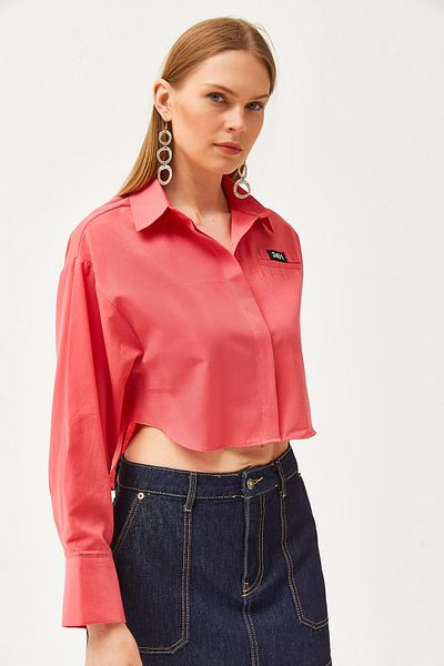 Olalook Women's Coral Embroidered Back Buttoned Crop Shirt GML-19001197