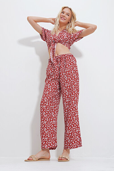 Trend Alaçatı Stili Damen-Set mit gemusterter, gebundener Crop-Bluse und Hosen mit Taschen, unten und oben, gewebt, Alc-X11745