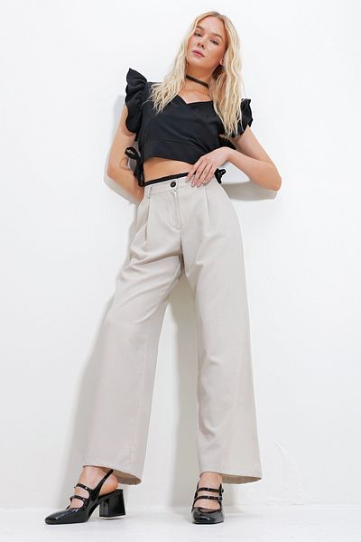 Trend Alaçatı Stili Women's Beige Double Pocket Zippered Color Garnished Woven Palazzo Trousers ALC-X11902