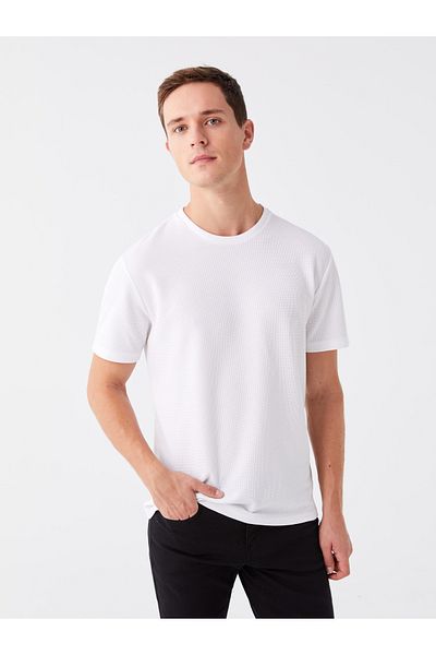 LC Waikiki Kurzärmliges Rundhals-T-Shirt für Herren