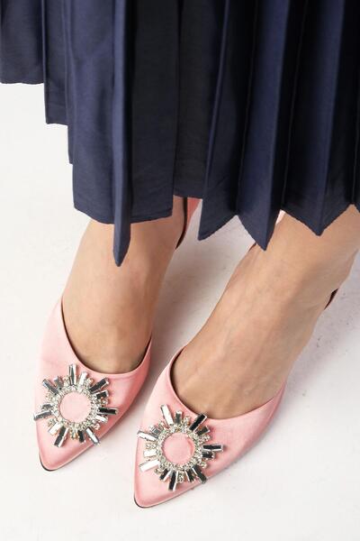 Mio Gusto Zoey Powder Short Heeled Stone Evening Dress Shoes