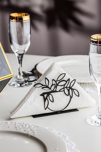 Doreline Flower Motif Desktop Decorative Napkin Holder Towel Holder Black (dimension: 11 X 9.5)