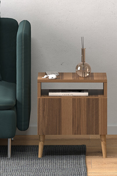 Monte Sehpa Luce Komodin