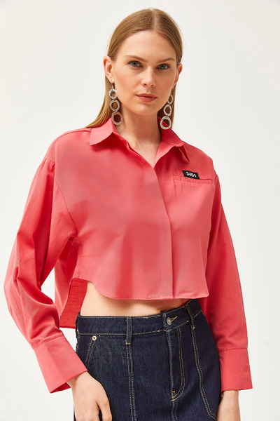 Olalook Women's Coral Embroidered Back Buttoned Crop Shirt GML-19001197
