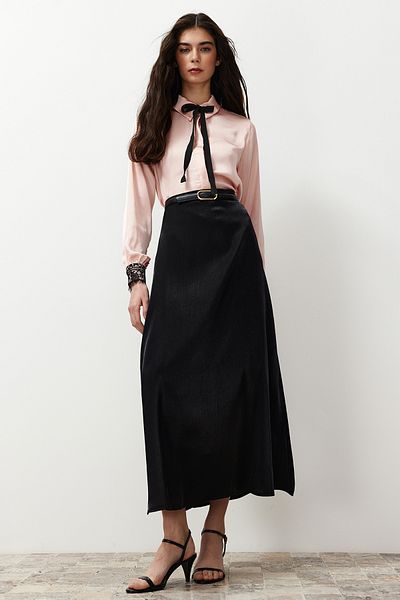 Trendyol Modest Fustă neagră din satin TCTSS24EE00017
