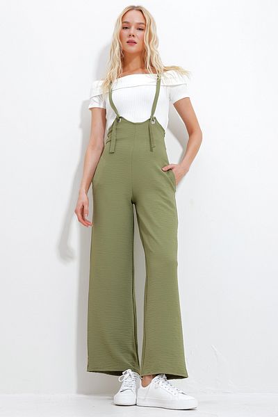 Trend Alaçatı Stili Khakifarbene Damen-Salopet mit verstellbarem Riemen und verstecktem Reißverschluss und doppelter Tasche ALC-X11979