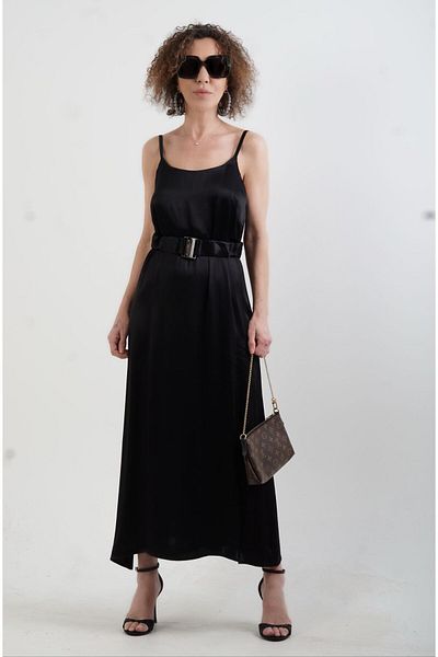 Zelish My Sister Rochie din satin cu centură neagră