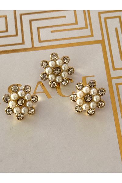 ODDA TASARIM ATÖLYESİ Set of 3 metal with flower pattern pearls and crystal rhinestones