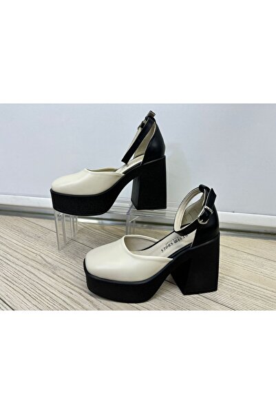 Kesim Shoes حذاء بكعب للنساء