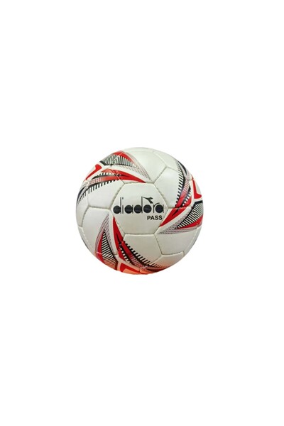 Diadora Pass 5 No Futbol Topu