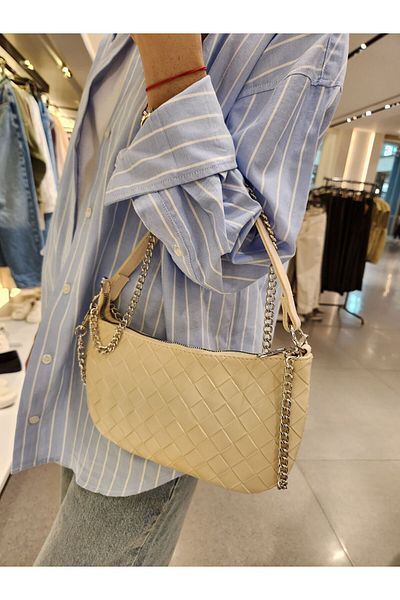 Mercan Stores Women's Knitted Patterned Chain Strap Hand and Shoulder Bag