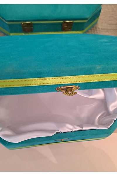 SOUL BY A&B Turquoise Blue Mirrored Velvet Jewelry Box Satin Covered Jewelry Box Makeup Jewelry Decorative Box
