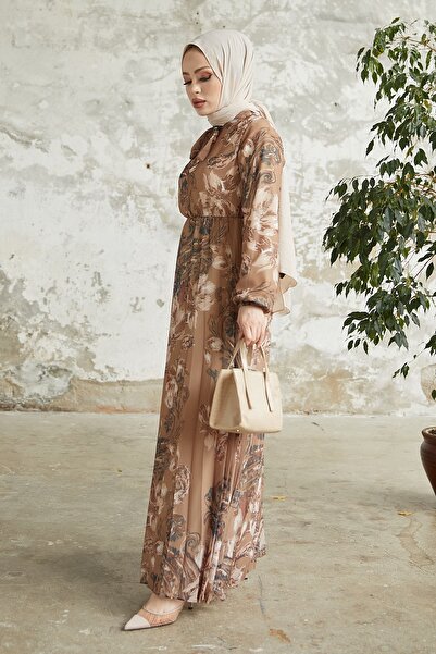 InStyle Serena Flower Pattern Pleated Chiffon Hijab Dress - Earth