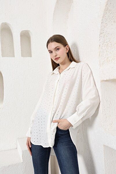 MD trend Women's Baguette Stone Detailed Hidden Placket Tunic