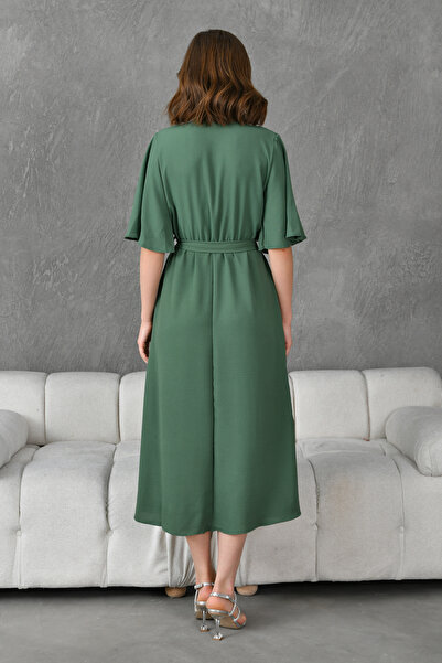 vuvutasarım Aerobin Kumaş Kuşaklı Yanı Yırtmaç Detaylı Kuşaklı Midi Boy 130 cm Kruvaze Yaka Haki Elbise 097