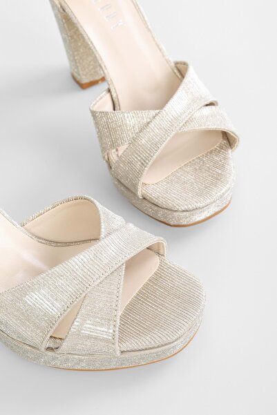 Shoeberry Kadın Giselle Altın Simli Platform Topuklu Ayakkabı