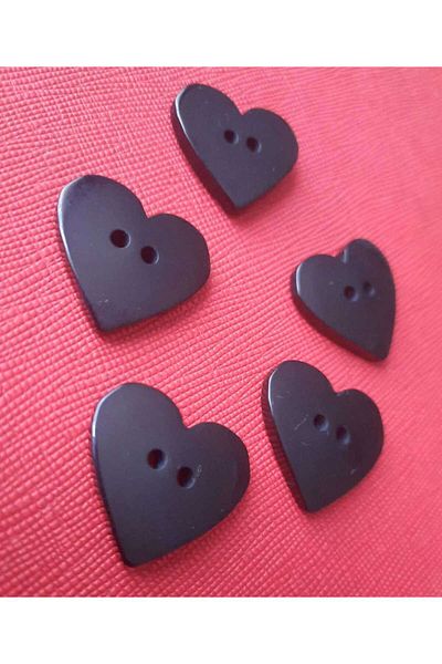 Beyna BLACK POLYESTER HEART BUTTON 2.5 CM 1 PACK 10 PIECES