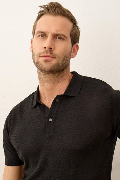 Danger Ανδρικό καλοκαιρινό πλεκτό μπλουζάκι Slim-fit με μαύρο κλείσιμο