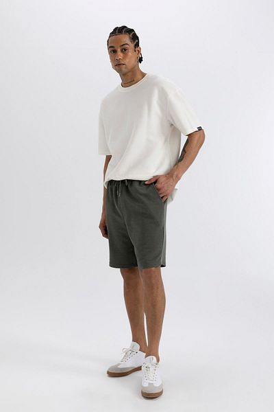 DeFacto Piqué-Shorts in Slim Fit C4167AX24SM