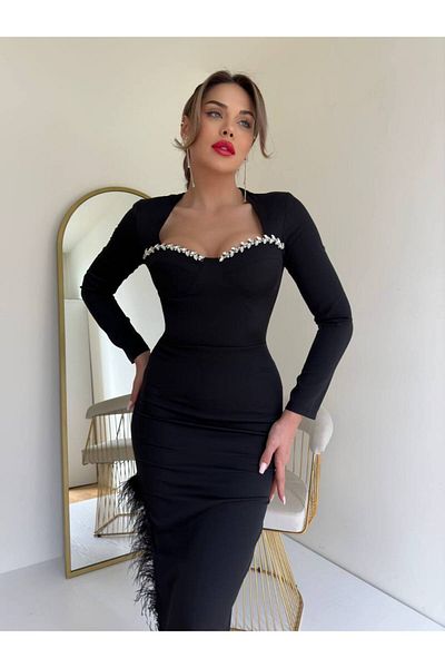 1Moda1Tarz Γυναικείο φόρεμα από μαύρο κρεπ ύφασμα με τετράγωνο γιακά με πέτρινο στήθος με λεπτομέρεια με φτερά