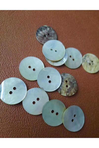 Beyna SEDEF 1st Quality - Natural Real Button 1.5 cm, 1 Pack 20 Pieces