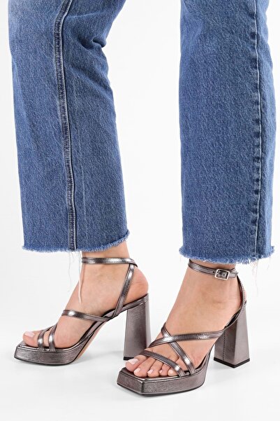 Shoeberry Women's Brianna Platinum Wrinkled Platform Heeled Shoes