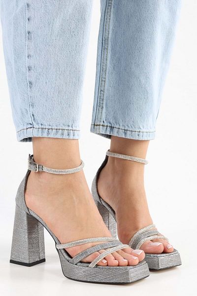 Shoeberry Pantofi cu toc cu platformă Dian Platinum pentru damă