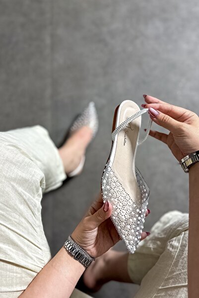 SHOEBELLAS Margo Beyaz Şeffaf İnci Detaylı Kadın Babet