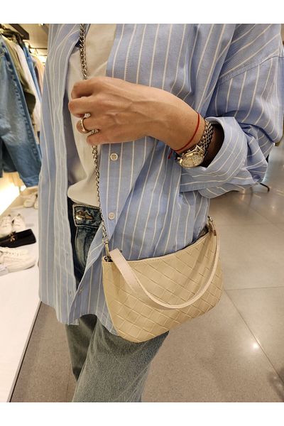 Mercan Stores Women's Knitted Patterned Chain Strap Hand and Shoulder Bag