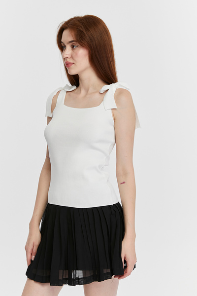 MA ananas Shoulder Tie Square Neck Blouse