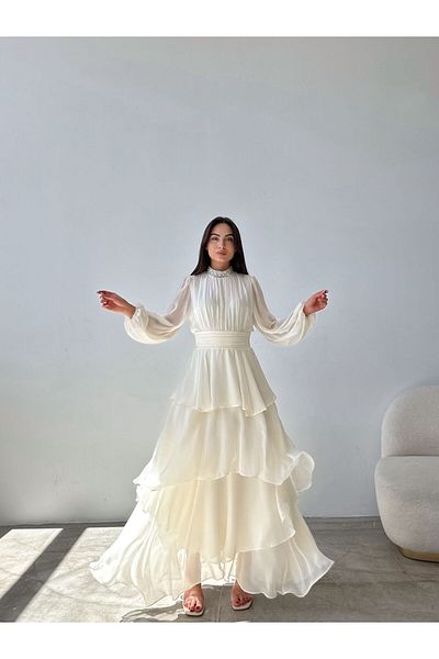 Swan Woman Βραδινό φόρεμα με λεπτομέρεια με βολάν