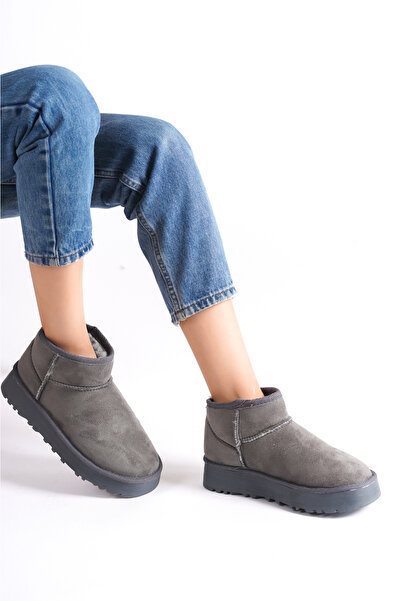 Capone Outfitters Γυναικεία παπούτσια στον αστράγαλο με στρογγυλή μύτη και γούνινο εσωτερικό