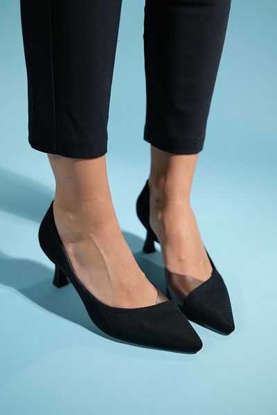 LuviShoes CHEVY حذاء نسائي بكعب مخطط باللون الأسود