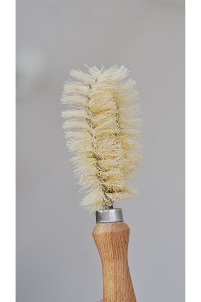 Less Sürdürülebilir Yaşam Gereçleri Tampico Cleaning Brush with Wooden Handle