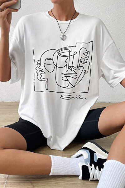 Revasser Unisex Beyaz Bisiklet Yaka Yüz Smile Baskılı Oversize