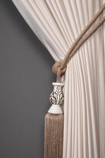 Saççax Exclusive Vizon Renk Beyaz Karot Detaylı Fon Perde Bağı Bambu Barok Püsküllü Braçol