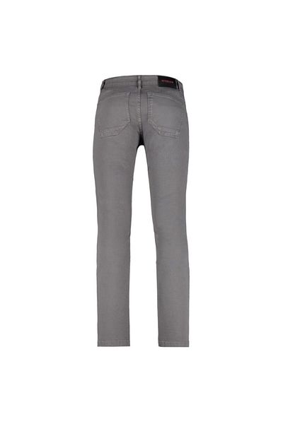 Interview Roys Gray Jeans