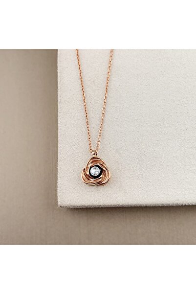 Seda Mücevherat Çiçek Elmas Kolye